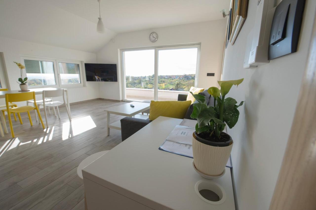 Apartman Grc Lägenhet Dugo Selo Exteriör bild